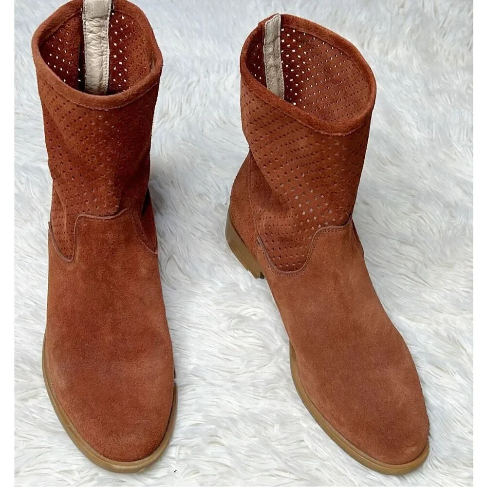 Sundance Magnolia Ankle Boots 38 - 7.5 Rust Suede Leather Perforated Booties